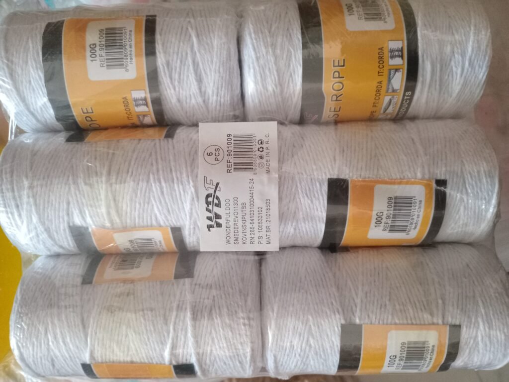 Pamučni konac beli 100g 901009